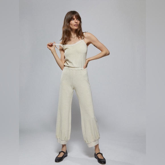 Suzi Kondi Light Cream Sleeveless Jumpsuit - Picture 1 of 8